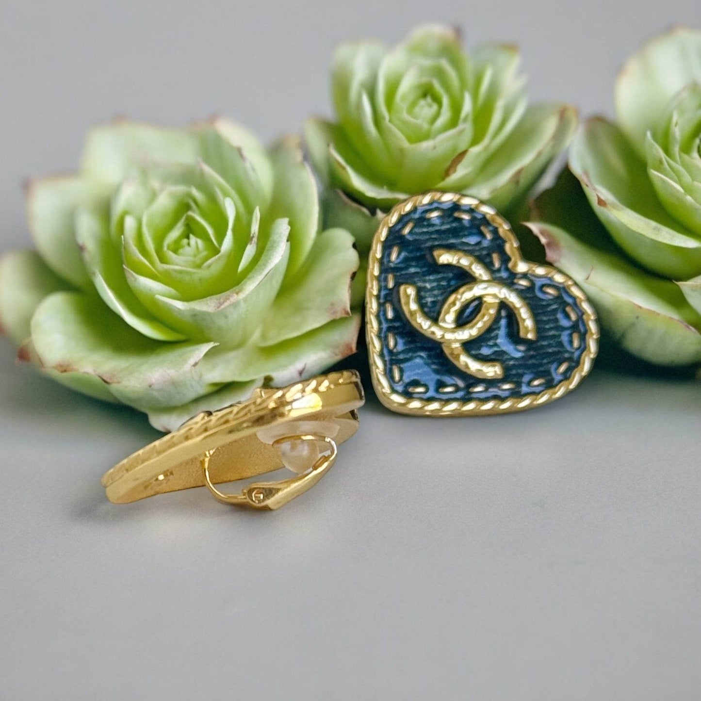 Chanel Gold CC Heart Denim style clip on Pre-Owned - My Mama Found What  My Mama Found What 