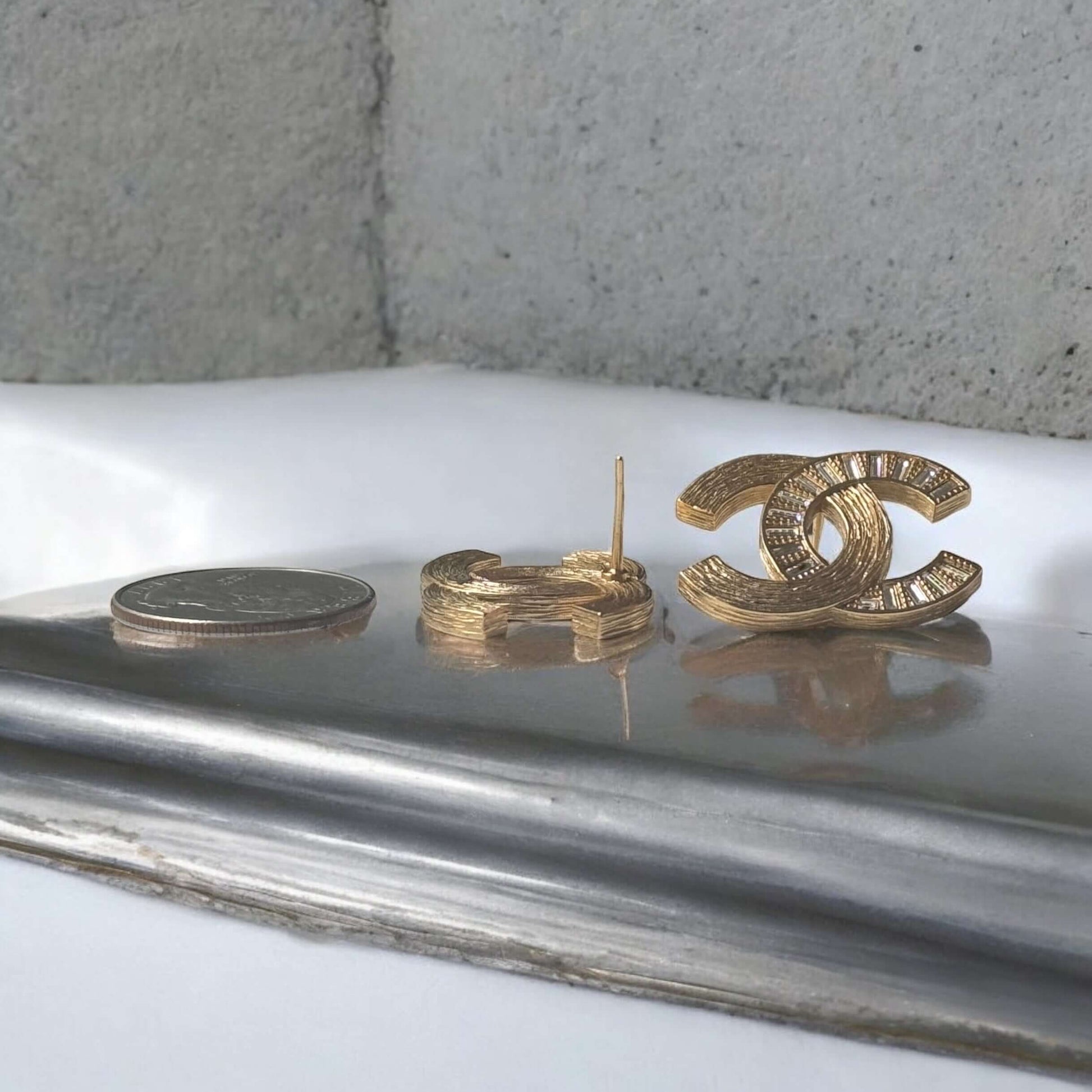 Pre-Owned Chanel Gold CC w/ Texture & Crystals - My Mama Found What  