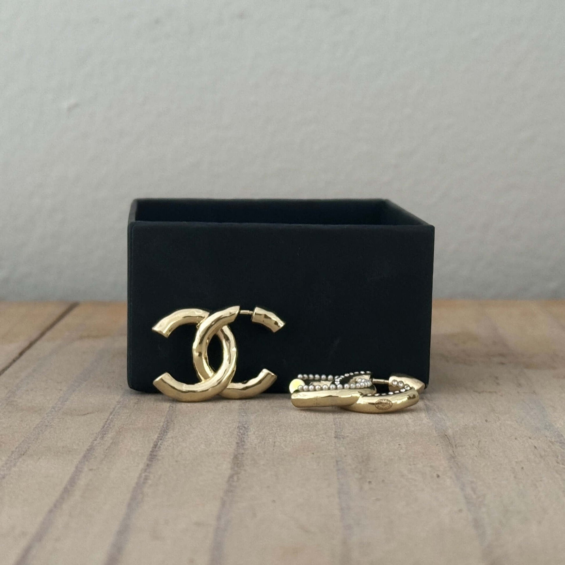 Chanel Lighter Gold CC w/ Crystals/Pearls Earrings Pre-Owned - My Mama Found What  