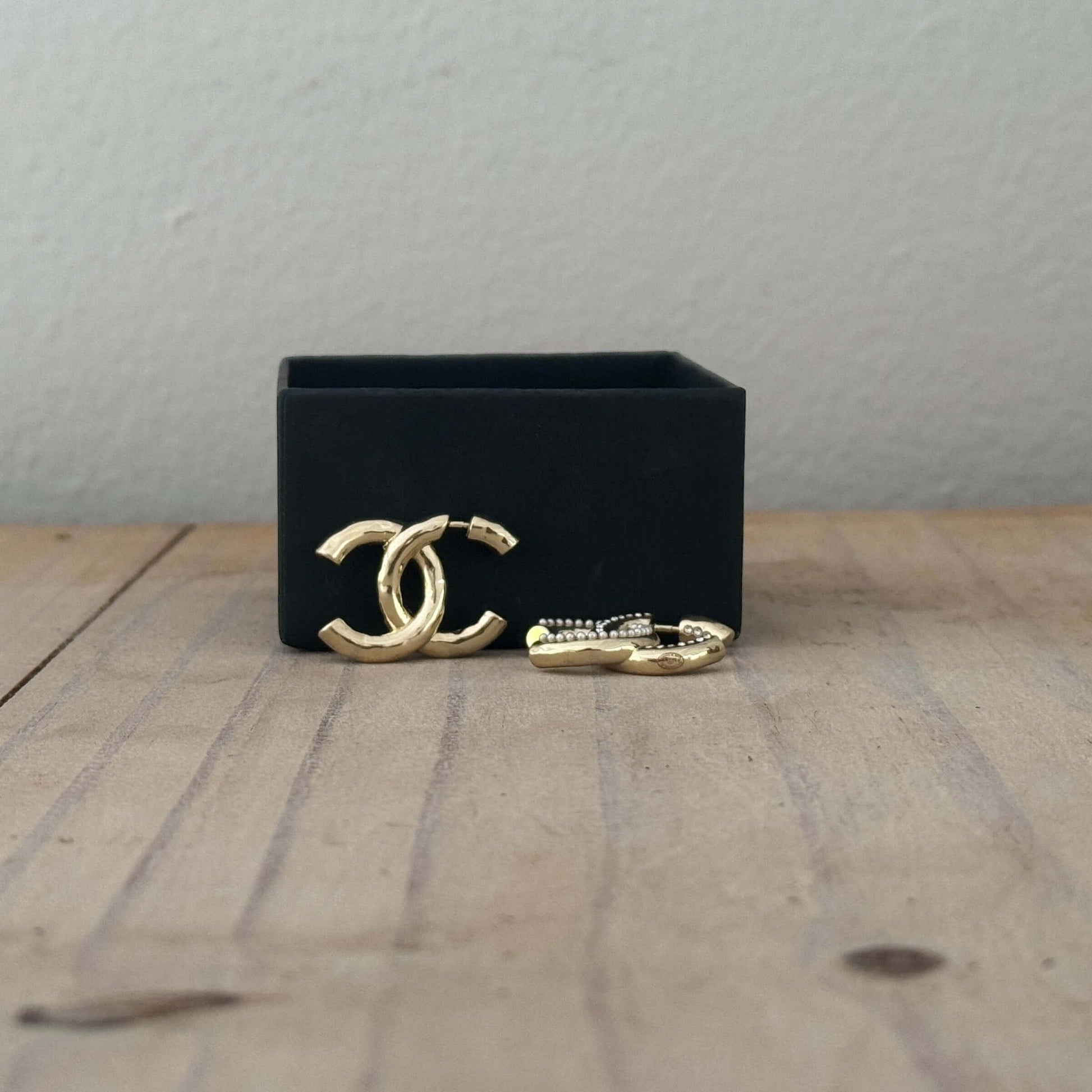 Chanel Lighter Gold CC w/ Crystals/Pearls Earrings Pre-Owned - My Mama Found What  