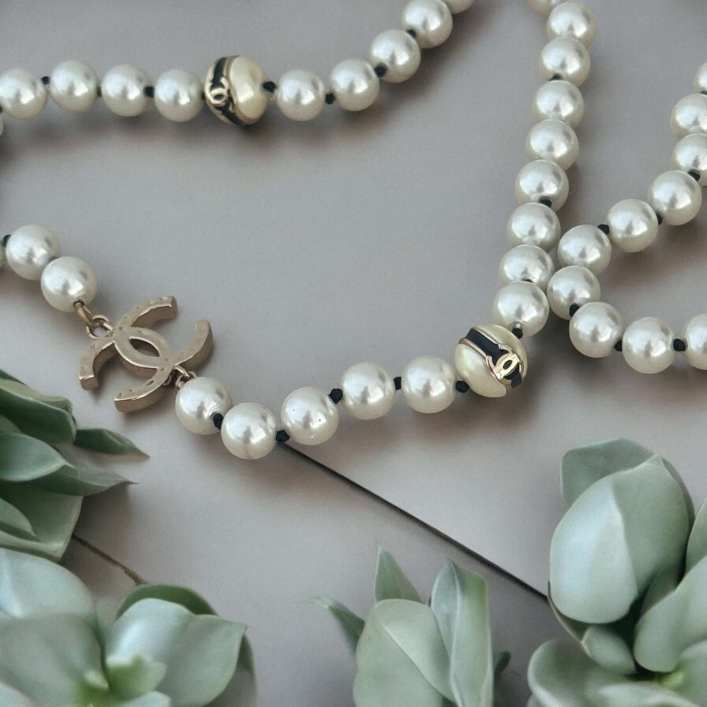 Chanel Pearl Gold CC Pre-Owned Necklace - My Mama Found What   My Mama Found What 