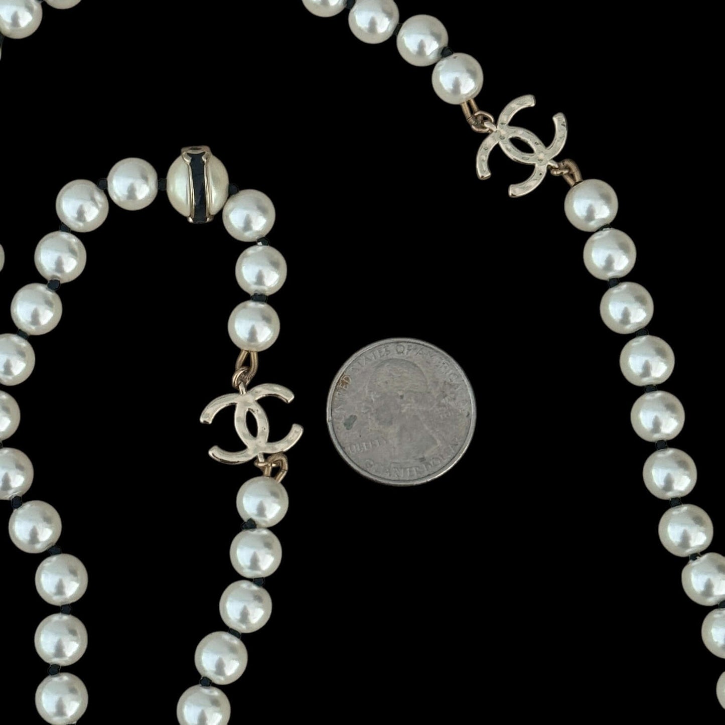 Chanel Pearl Gold CC Pre-Owned Necklace - My Mama Found What   My Mama Found What 