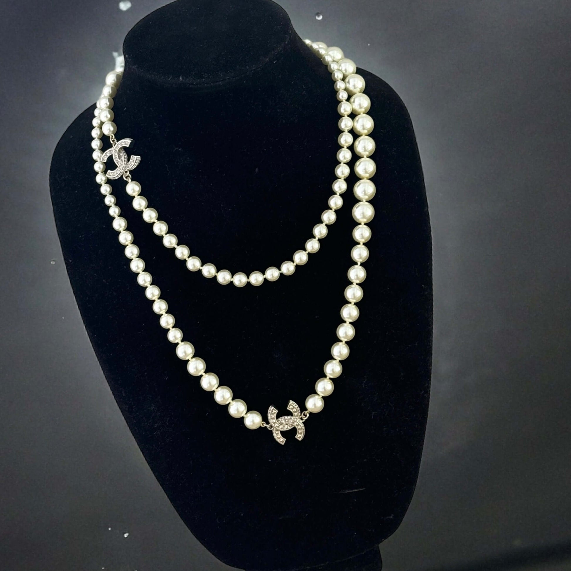 Chanel Pearl Knotted Sweater Necklace with CC - My Mama Found What  