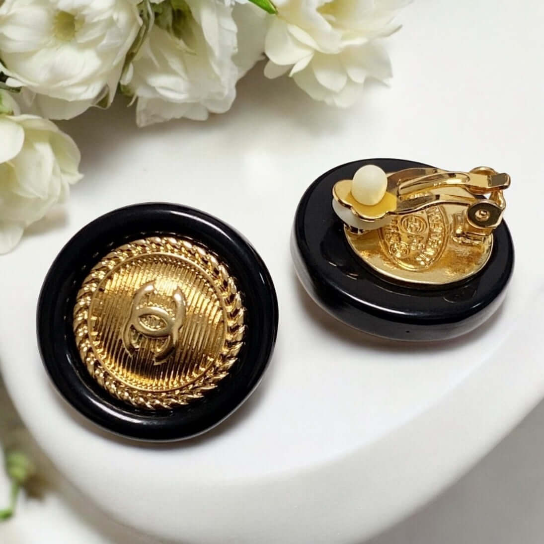 Chanel Rare Gold CC Round acrylic clip on earrings Pre-Owned - My Mama Found What   My Mama Found What 