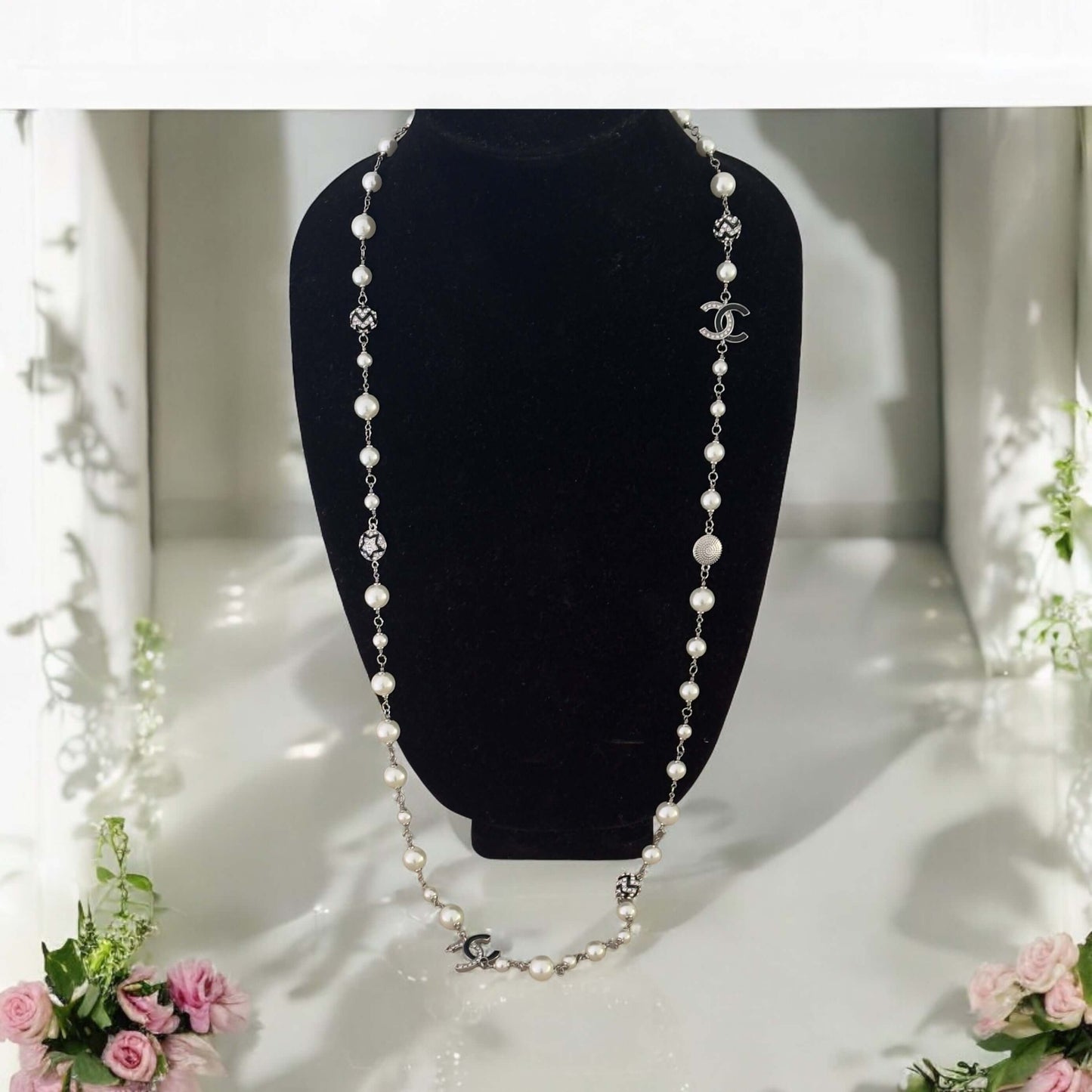 Chanel Silver Black Pearls Chain Link Sweater Necklace - My Mama Found What   My Mama Found What 