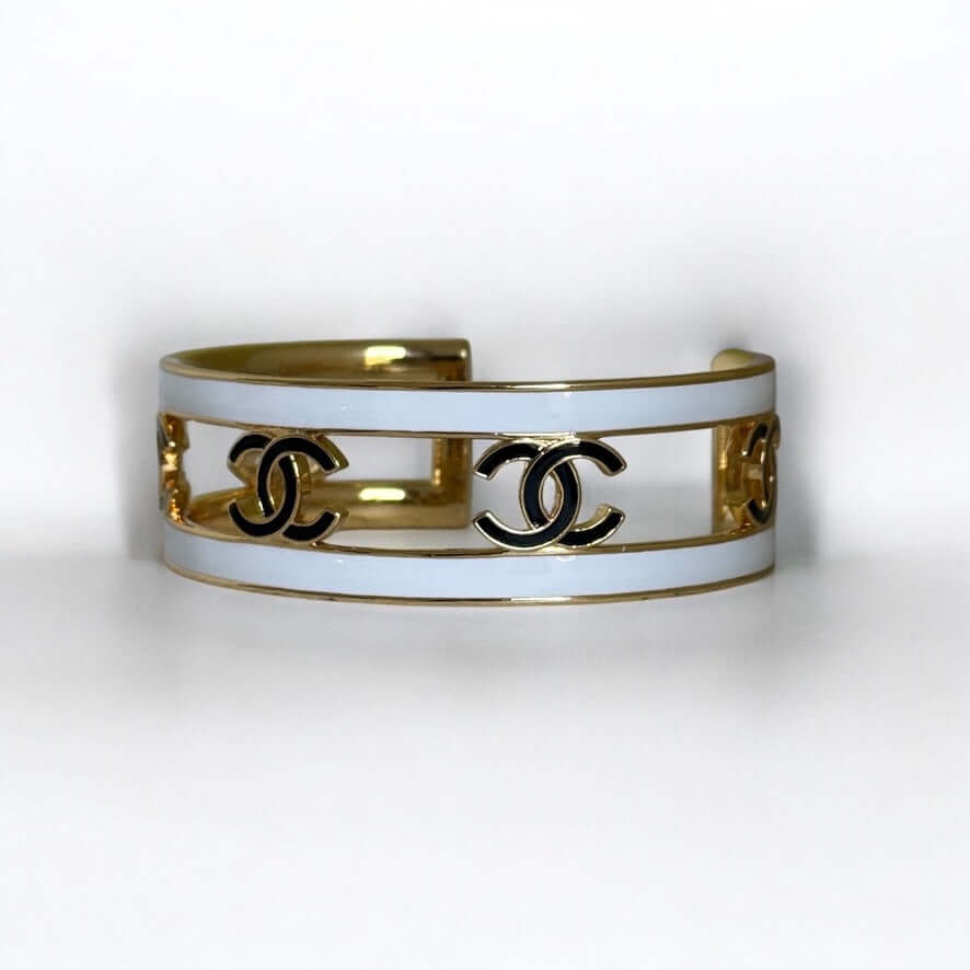 Chanel Strass CC Enamel Cuff 24 Pre-Owned - My Mama Found What  
