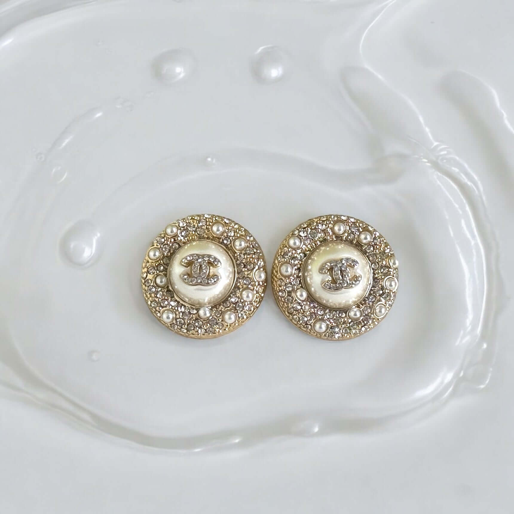 Chanel Strass CC Round Enamel Pearls Bling Earrings - My Mama Found What  