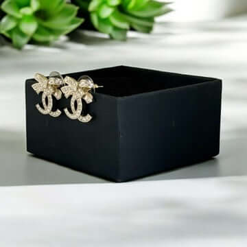Chanel strass CC with Crystals & Bows Earrings Pre-Owned - My Mama Found What  