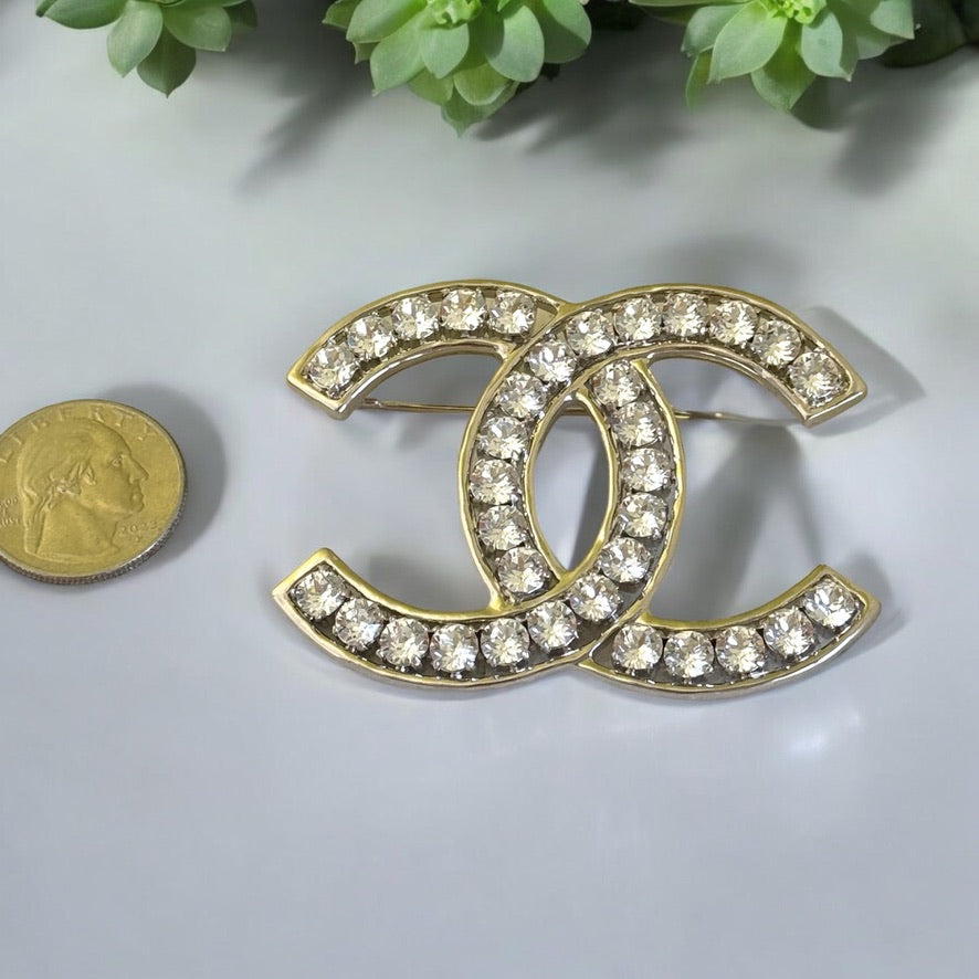 Chanel CC Silver Bigger Brooch Pre-Owned