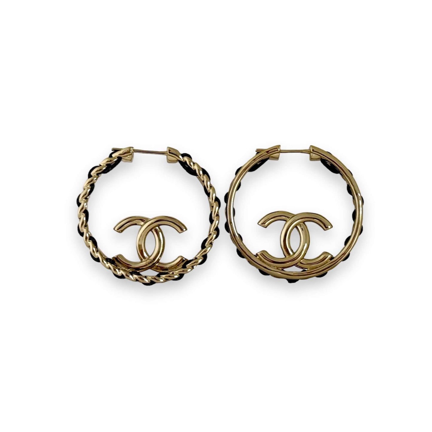 Chanel Gold Black Chain Hoops Pre-Owned