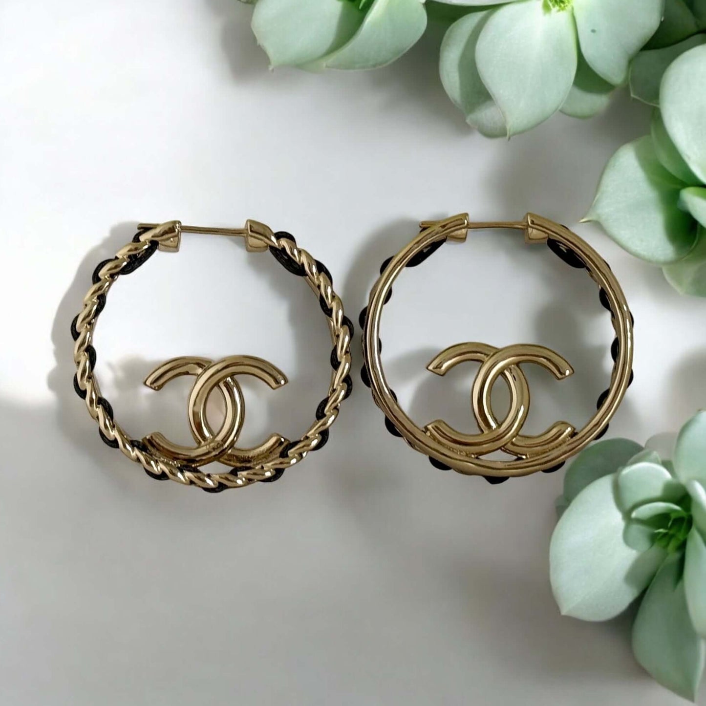 Chanel Gold Black Chain Hoops Pre-Owned