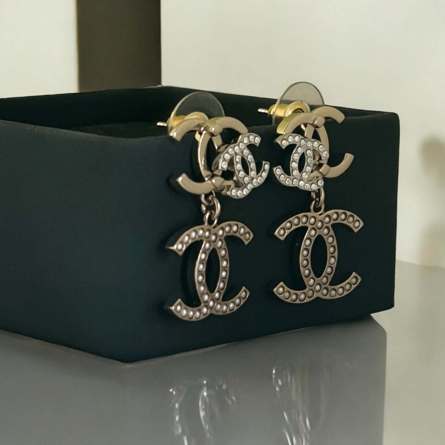 Pre-Owned Chanel Authentic Triple CC Dangle Earrings