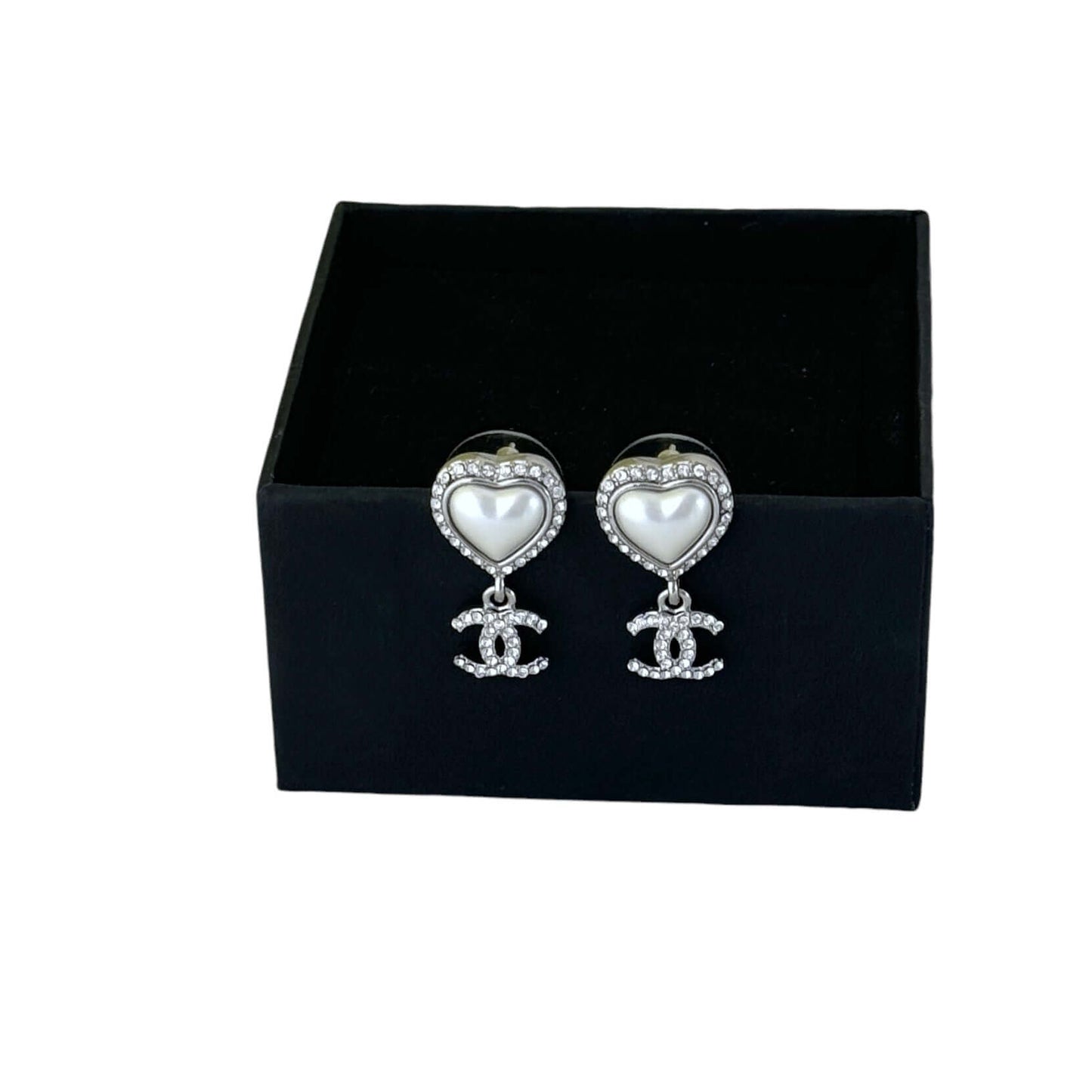 Authentic Chanel CC Silver Heart Dangle Earrings Pre-Owned 23 B