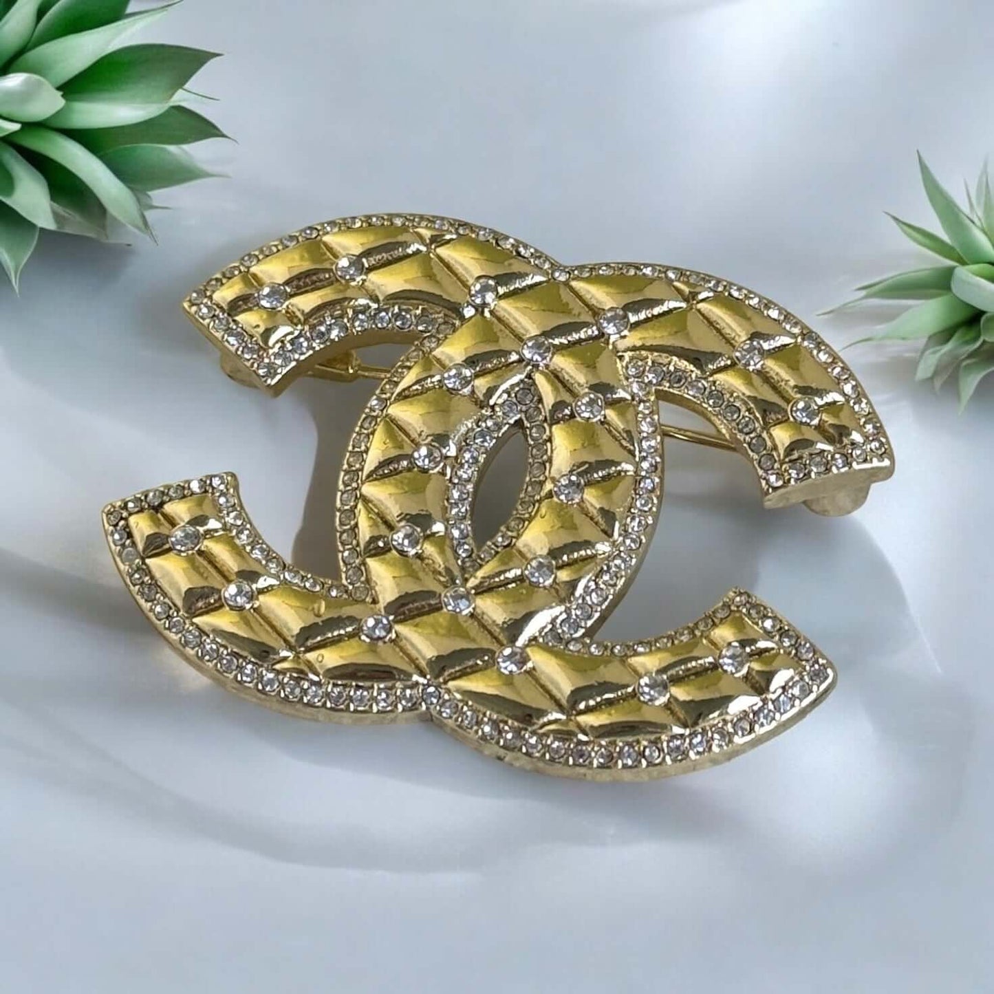 Chanel Gold CC Quilted W/ Crystals Brooch Pin Pre-Owned