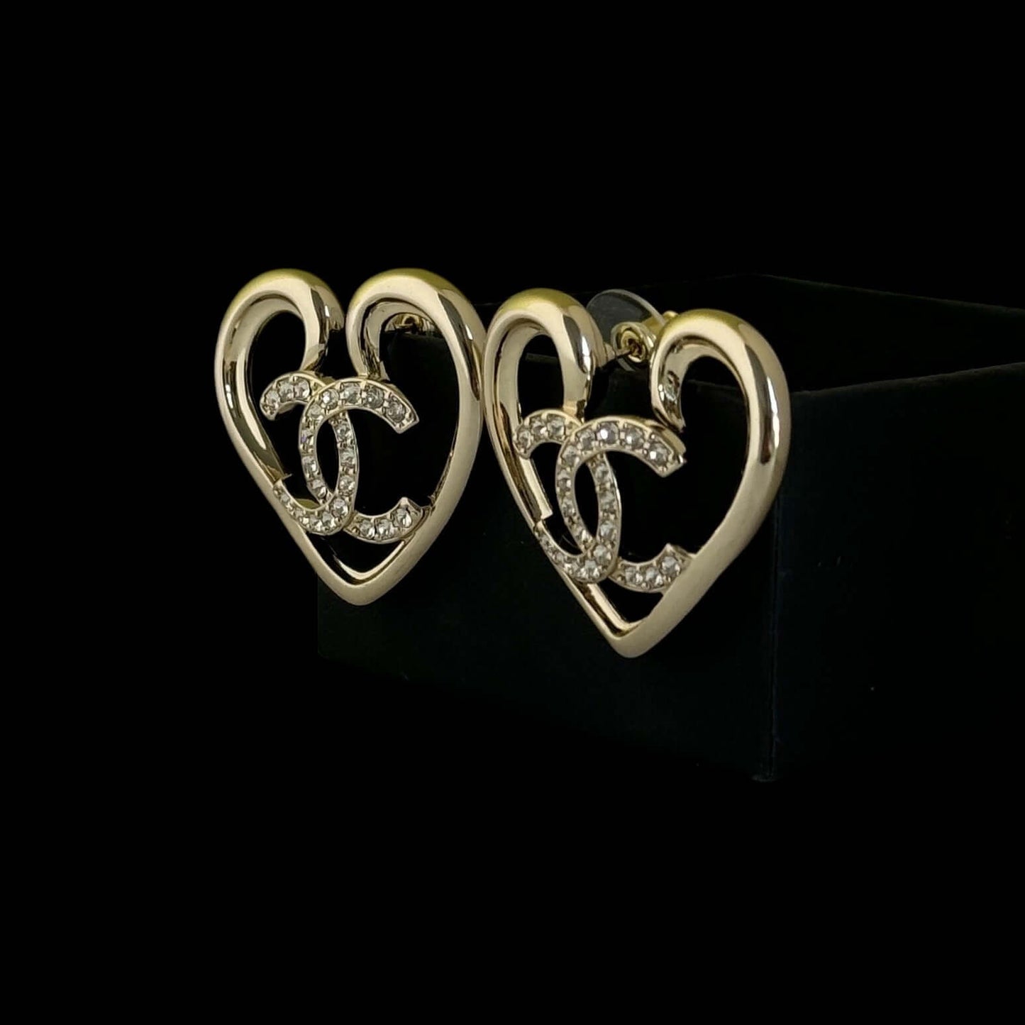 Chanel Gold CC Heart Earrings Pre-Owned F23