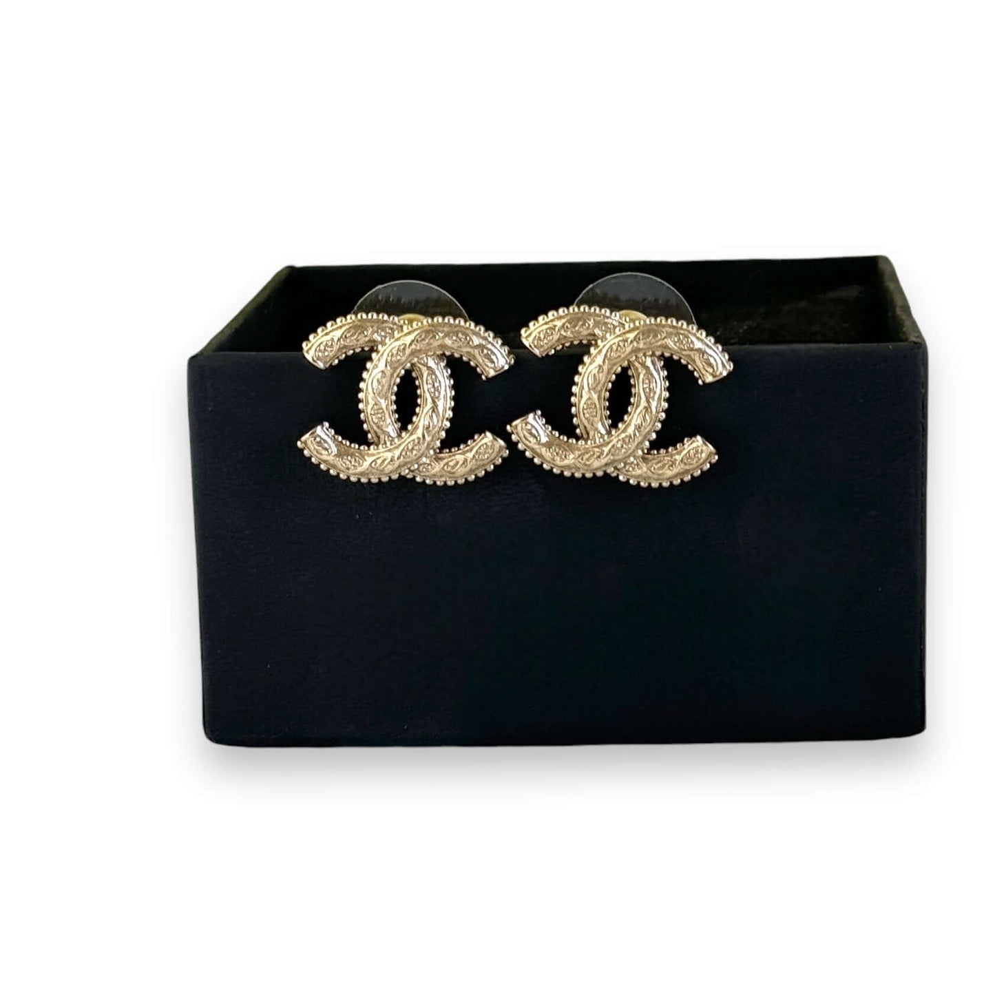 Pre-Owned Authentic Chanel Gold CC Intricate Post Earrings