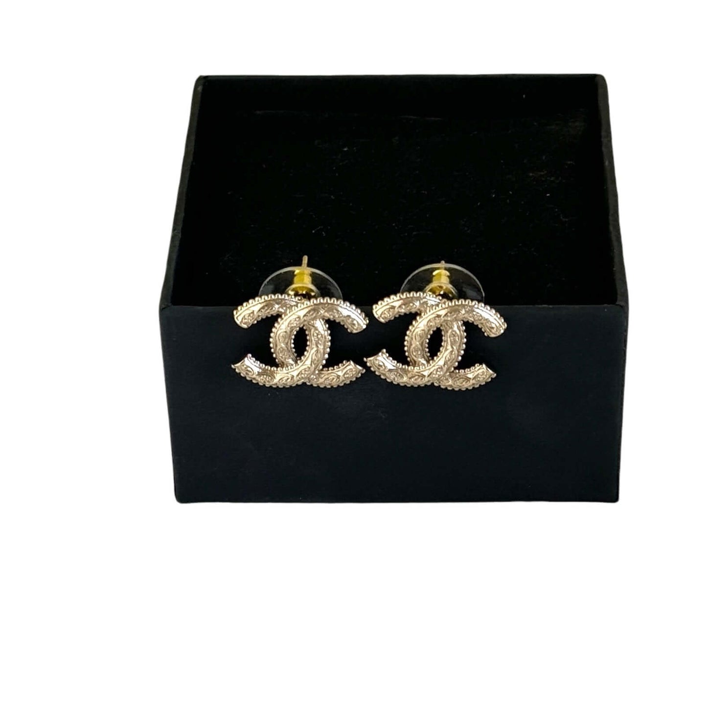 Pre-Owned Authentic Chanel Gold CC Intricate Post Earrings