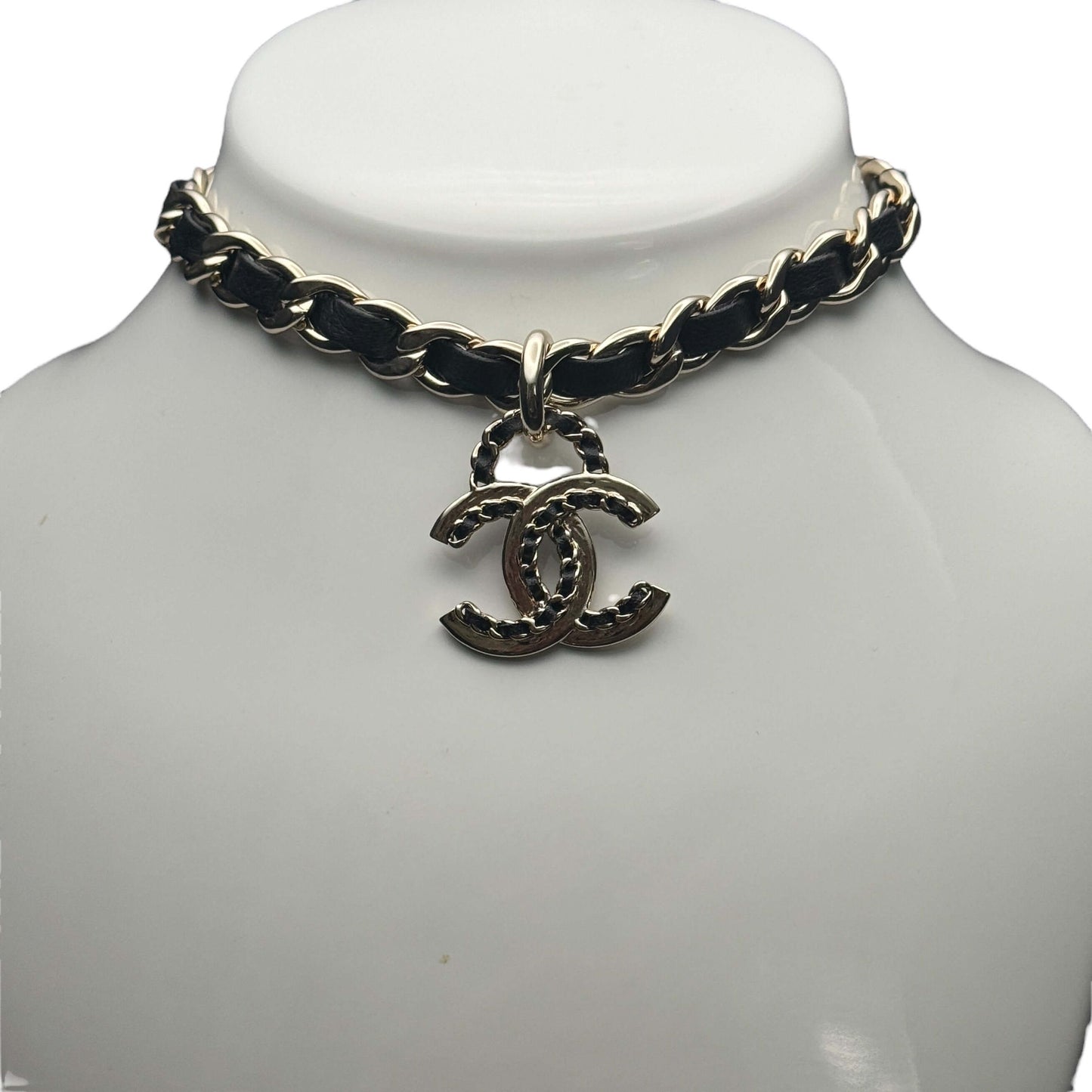 Authentic Chanel Gold CC Chain Leather Choker Pre-Owned