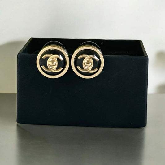 Pre-Owned Authentic Chanel Gold CC Black Made in Italy Earrings