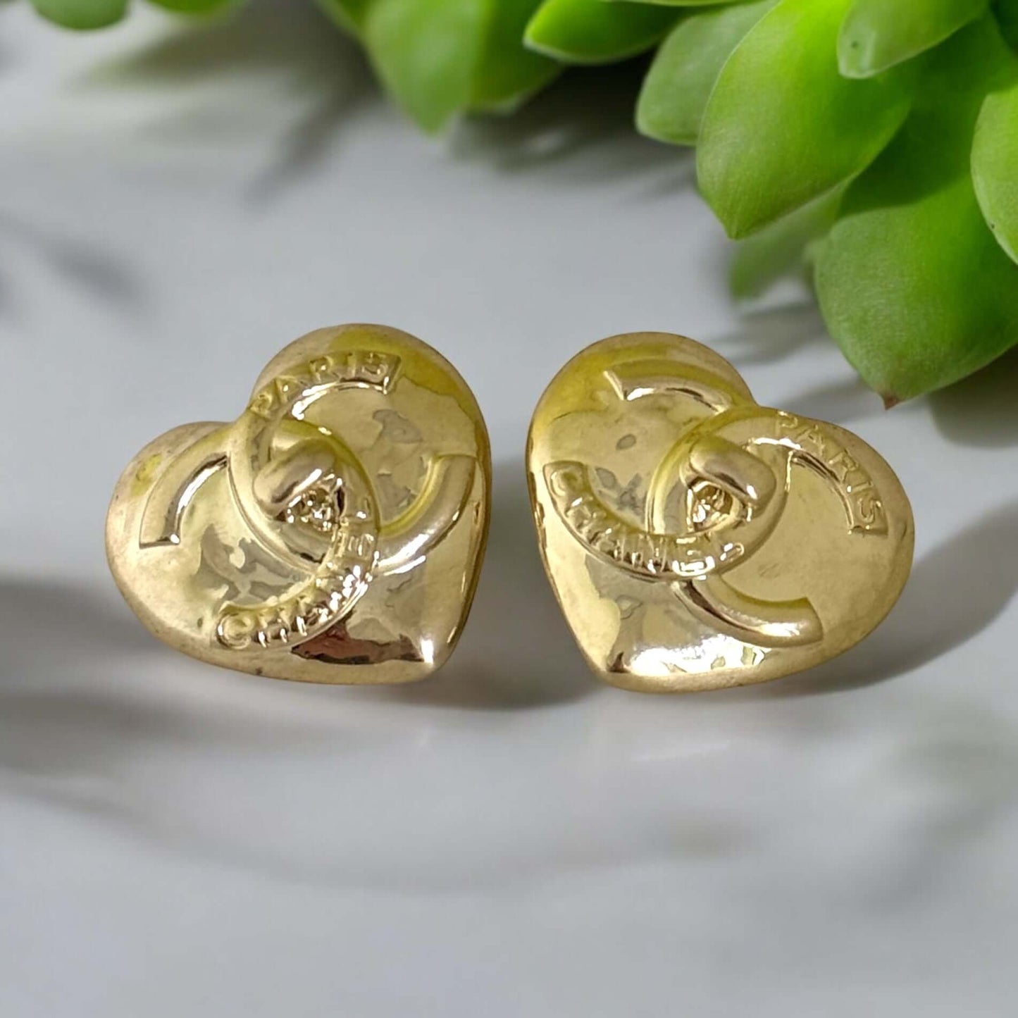 Pre-Owned Authentic Chanel CC Gold Big Heart Earrings