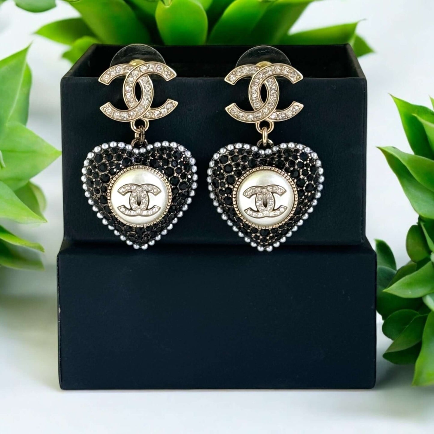 Pre-Owned Authentic Chanel CC Heart Dangle Earrings