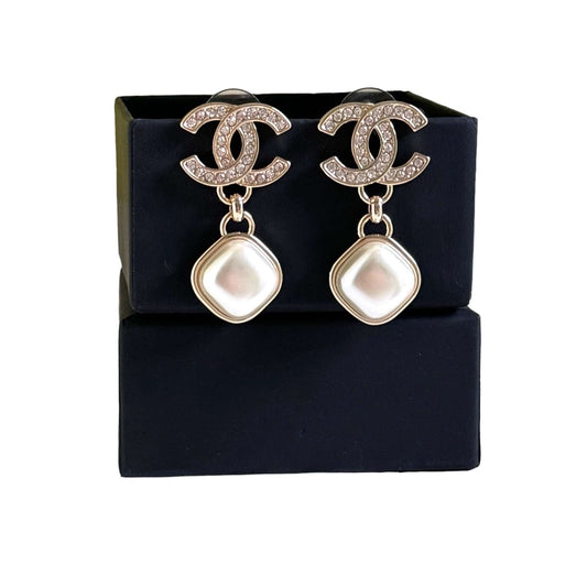 Chanel Gold CC w/ Crystals Dangle Pearl  Earrings Pre-Owned I 24 P