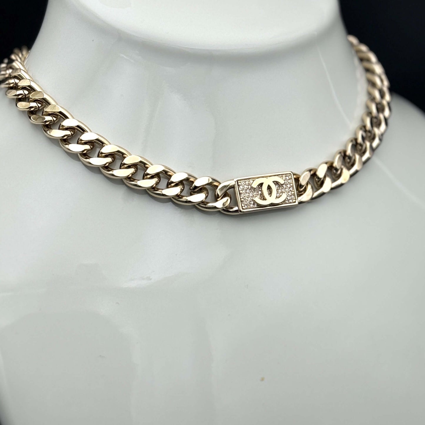 Authentic Chanel Gold Bar CC Chain Choker/Necklace Pre-Owned