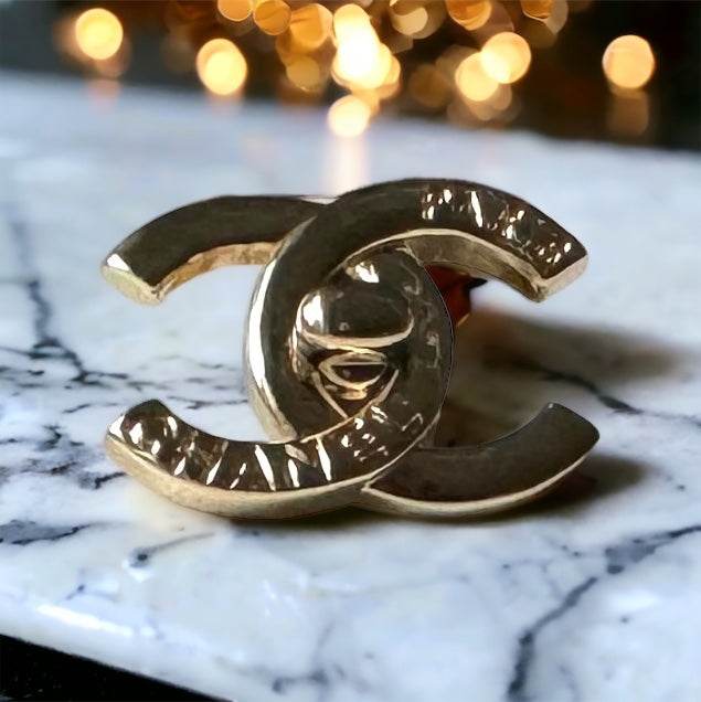 Authentic Chanel Strass CC Lock Style Brooch Pin 22 Pre-Owned - My Mama Found What 
