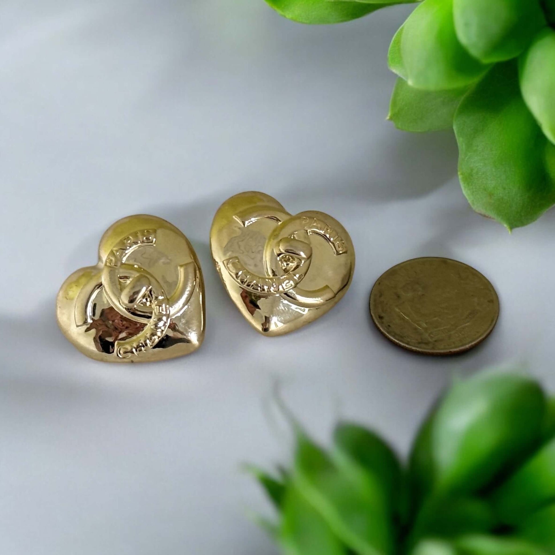 Pre-Owned Authentic Chanel CC Gold Big Heart Earrings - My Mama Found What  